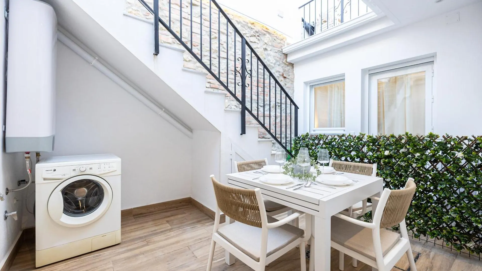 Modern Duplex Courtyard -2Bedrooms 2Baths Málaga Spanien