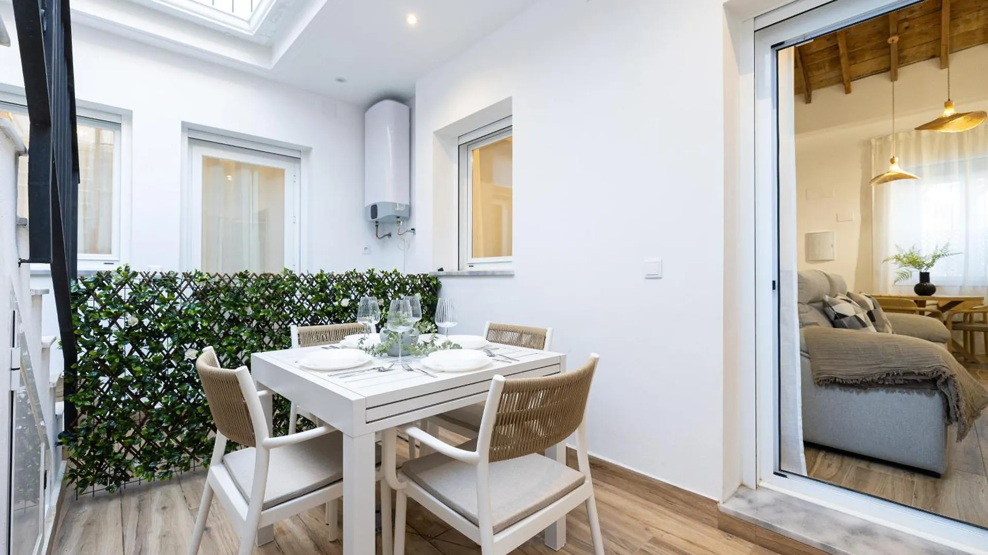 Modern Duplex Courtyard -2Bedrooms 2Baths Málaga 0*,  Spanien